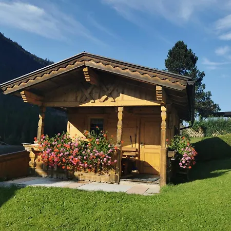 Haus Am Gletscher * Neustift im Stubaital